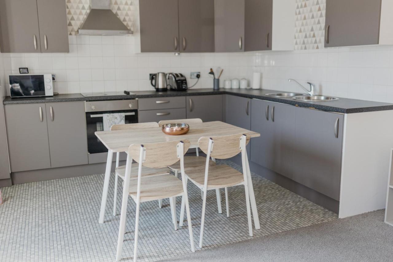Hullidays - Theatre Side Apartment - Refurbished 2023 Kingston upon Hull Eksteriør bilde